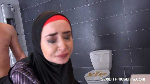 Freya Dee Bathroom Porn Straight Whores Eating Pussy Big Ass Fucking