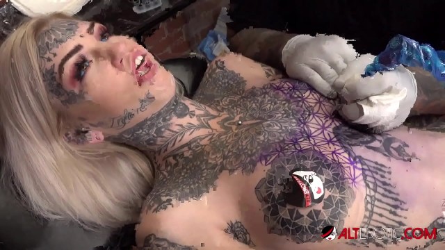 Amber Luke Porn Pornstar Sex Tattoos Tattoo Inked Plays Masturbating